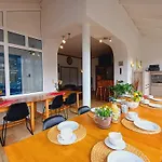 Le Monde - Ла-Рош-ан-Арден