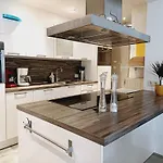Casa de Férias Le Monde - *