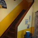 Le Monde - Ла-Рош-ан-Арден