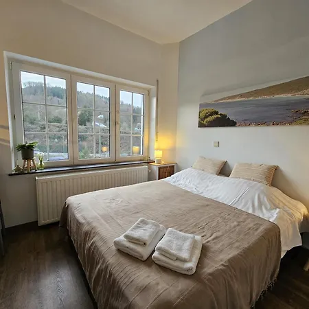 Le Monde - * ラ・ロシュ・アン・アルデンヌ